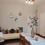 Muoi Luxury Residences شقة أليكيس