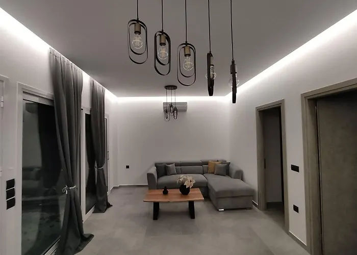 Muoi Luxury Residences 公寓