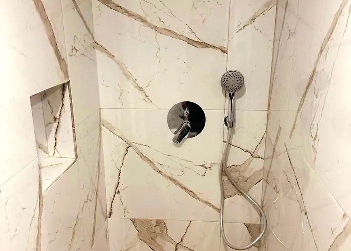 Muoi Luxury Residences 公寓 阿里克斯